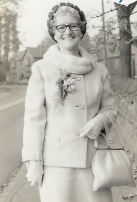 Photo Of Annie, Helen Dimmick